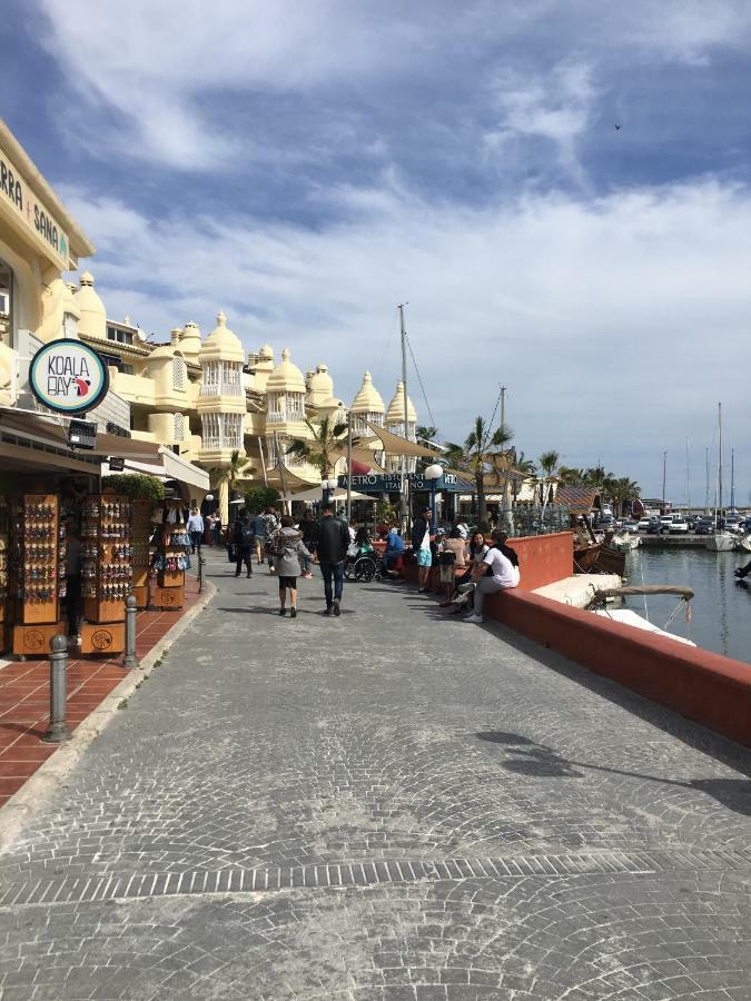 Magnificent Port-Beach 5* Luxury Residence Benalmádena Kültér fotó
