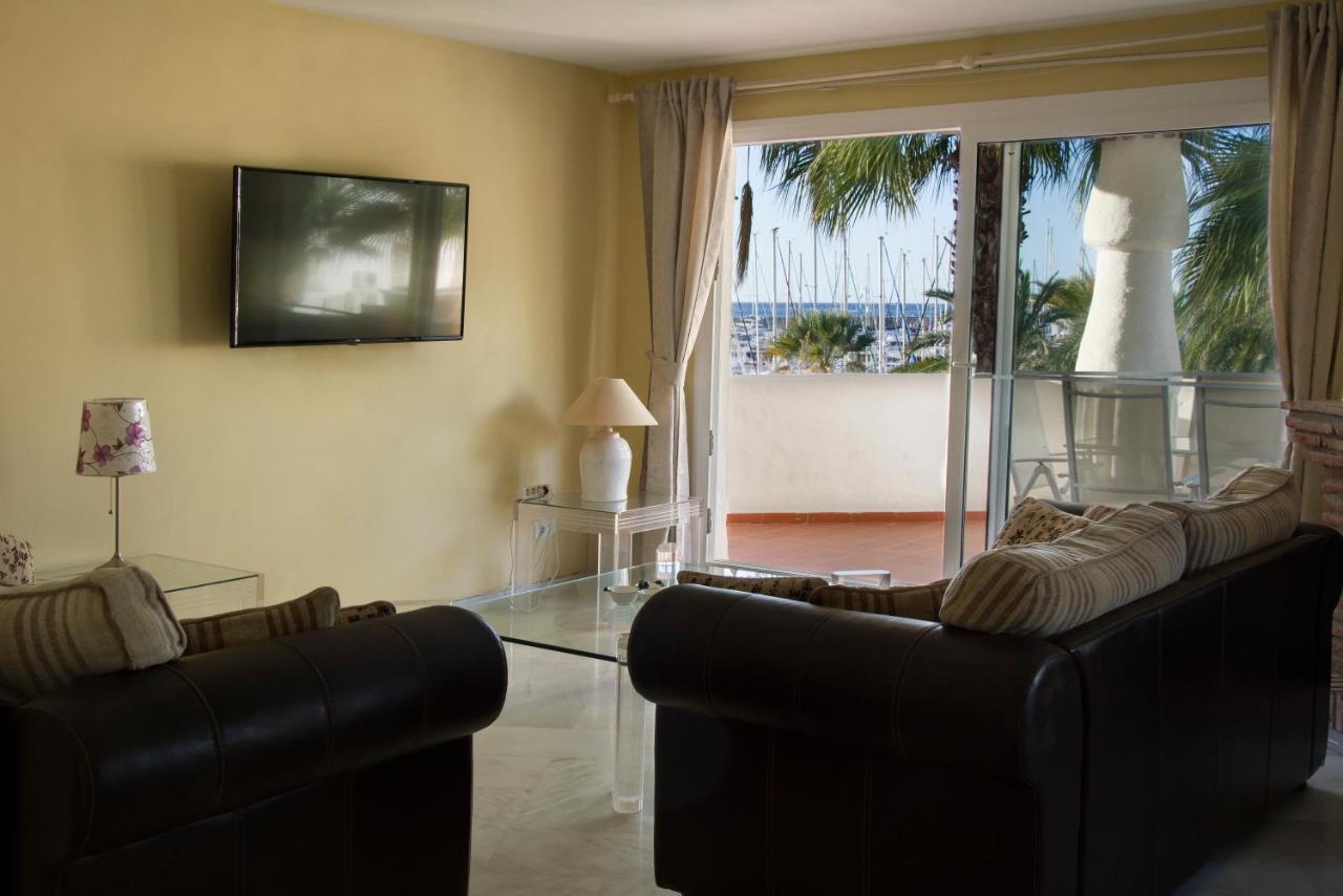 Magnificent Port-Beach 5* Luxury Residence Benalmádena Kültér fotó